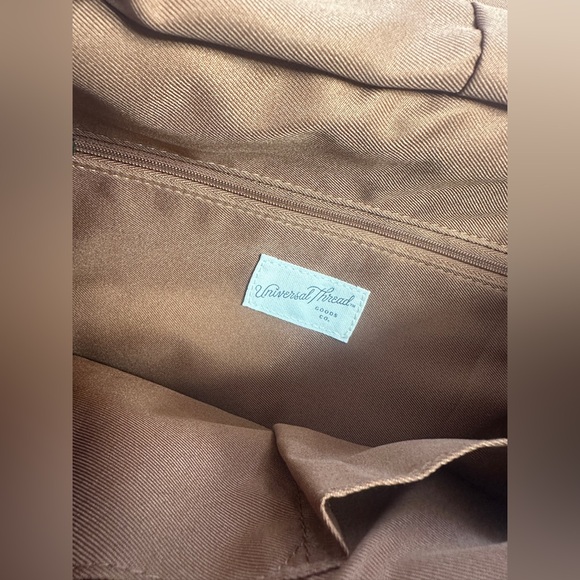 Universal Thread backpack - Picture 2 of 5